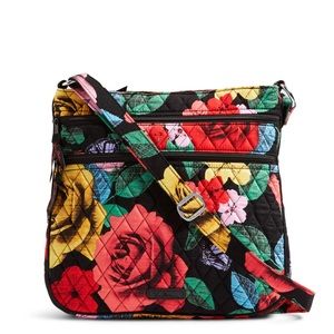 🆕NWT Vera Bradley keep charged triple zip hipster